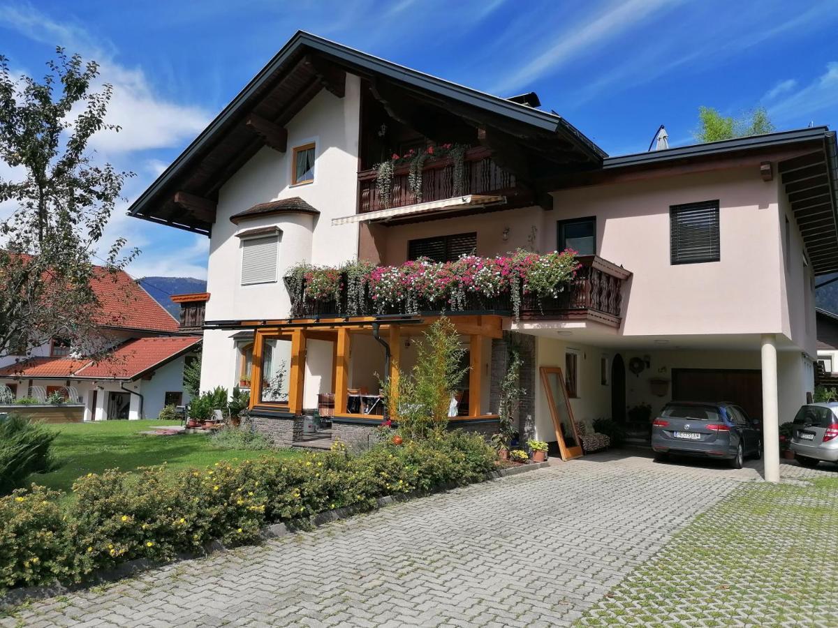 Apartment Nikolaus Und Evelyn Astner, *
